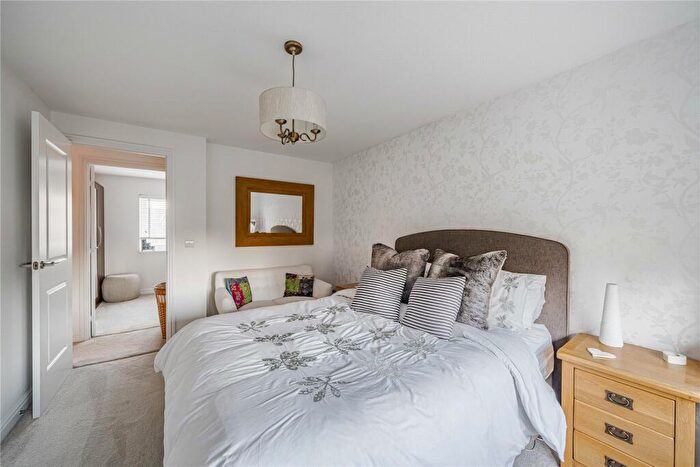 4 Bedroom Detached House For Sale In Pythouse Close, Badbury Park, Swindon, SN3