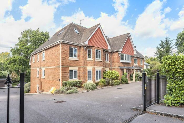 2 Bedroom Apartment To Rent In Camberley, Surrey, GU15