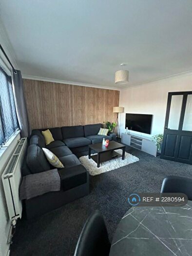 3 Bedroom Maisonette To Rent In Plumley Road, Handforth, Wilmslow, SK9