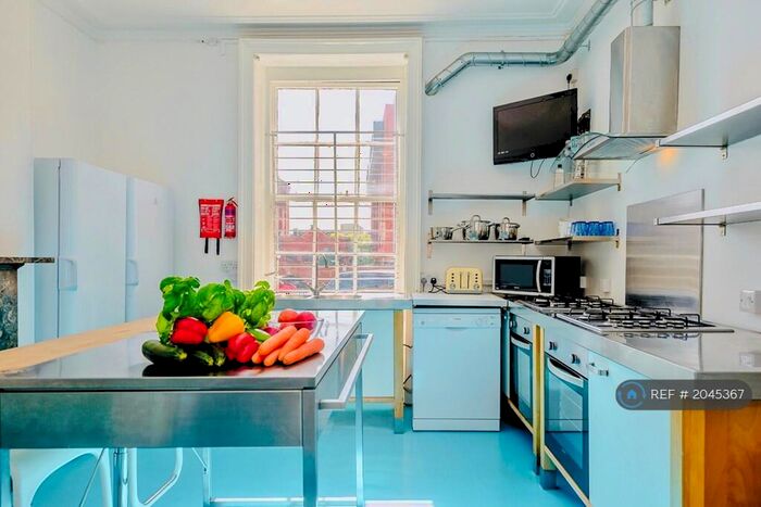 6 Bedroom End Of Terrace House To Rent In Newland, Lincoln, LN1