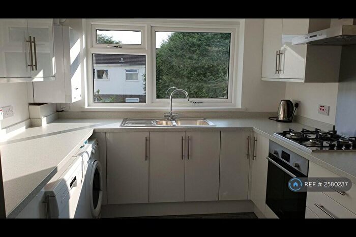 2 Bedroom Flat To Rent In Blandon Way, Cardiff, CF14