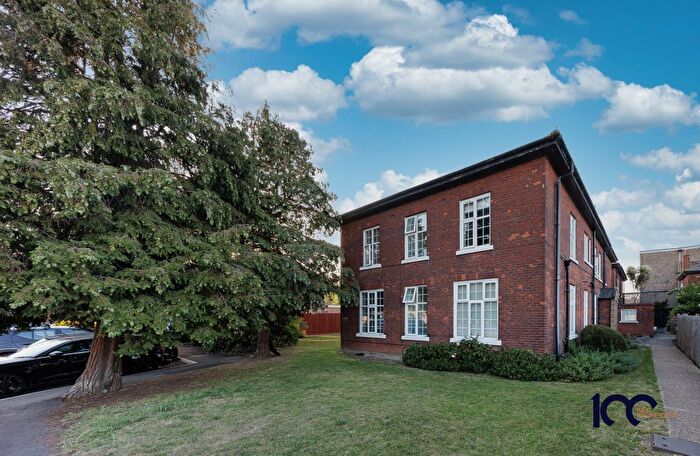 1 Bedroom Flat For Sale In Astra Court West, Astra Close, Hornchurch, RM12