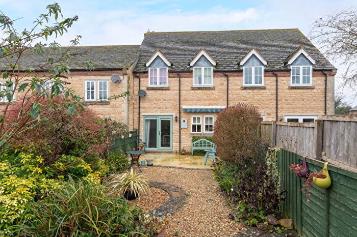 3 Bedroom Terraced House For Sale In Highgate Green, Elton, PE8