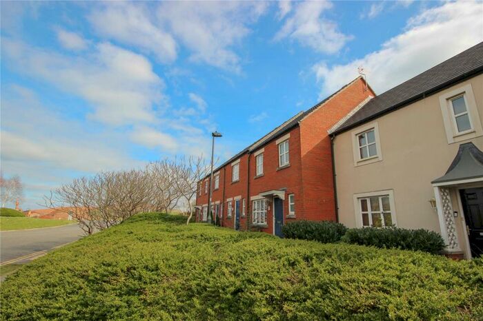 3 Bedroom End Of Terrace House To Rent In Star Avenue, Stoke Gifford, Bristol, South Gloucestershire, BS34