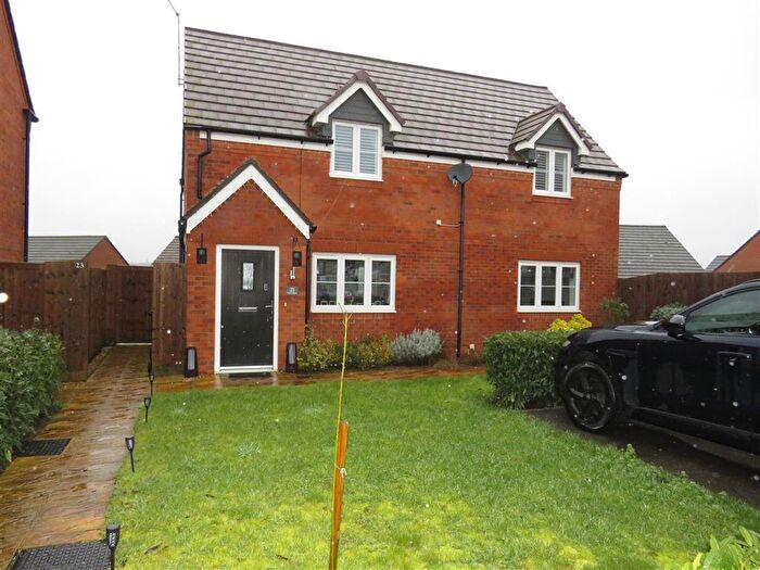 1 Bedroom Flat For Sale In Patriot Grove, Wellingborough, NN8