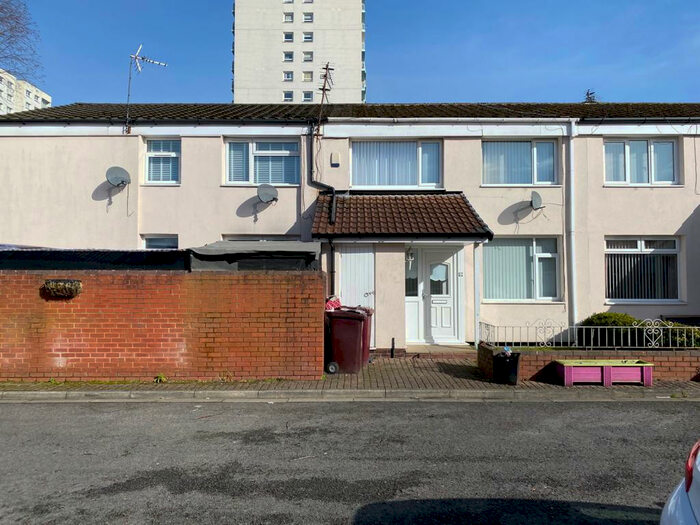 3 Bedroom Terraced House To Rent In The Court, Liverpool, Merseyside, L28