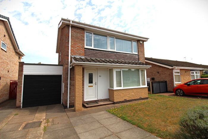 3 Bedroom Detached House To Rent In Lindrick Close, Bessacarr, Doncaster, DN4