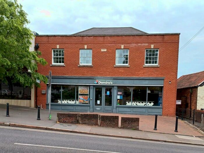 2 Bedroom Apartment To Rent In High Street, Billericay, CM12