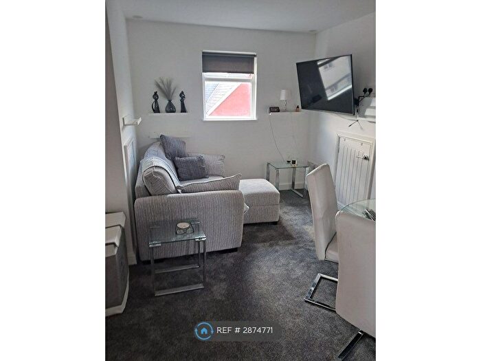 1 Bedroom Flat To Rent In Broadway, Cardiff, CF24