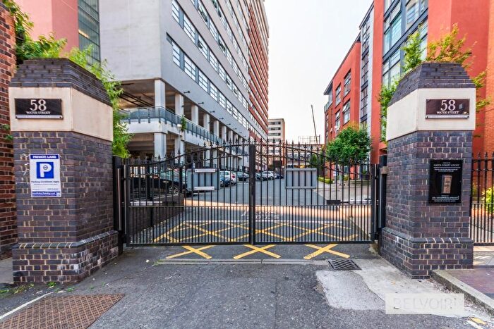1 Bedroom Flat For Sale In Water Street, Birmingham, B3