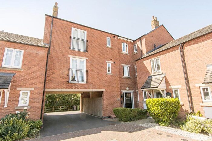 2 Bedroom Flat For Sale In Dairy Way, Leicester, LE8