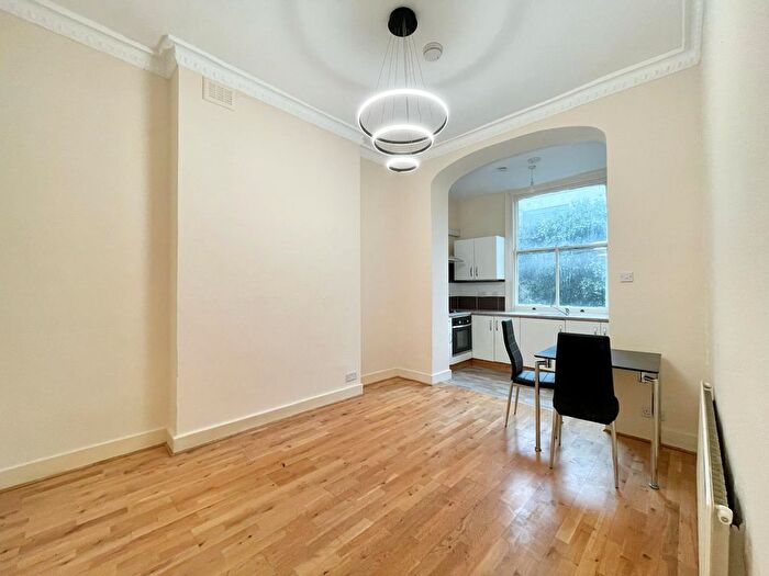 1 Bedroom Flat To Rent In Ground Floor, Westbourne Road, London, N7