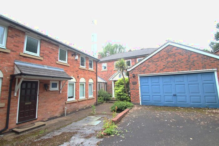 6 Bedroom Detached House To Rent In Bristol Road, Birmingham, B5