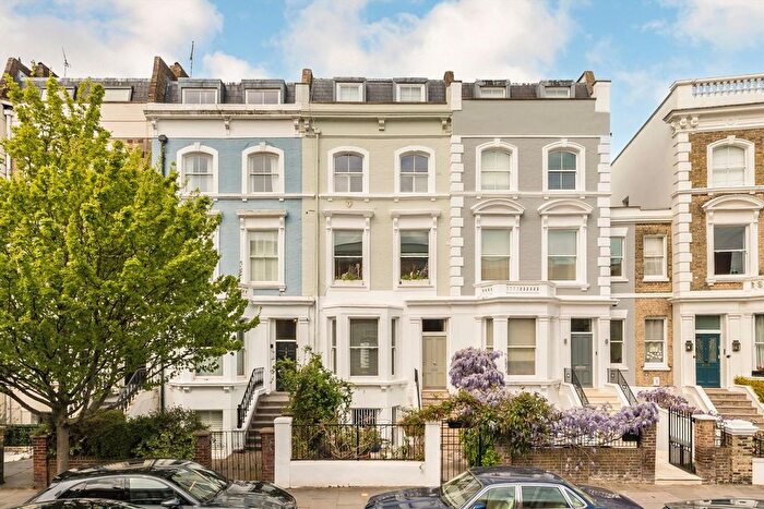 1 Bedroom Flat For Sale In Lancaster Road, Notting Hill, W11