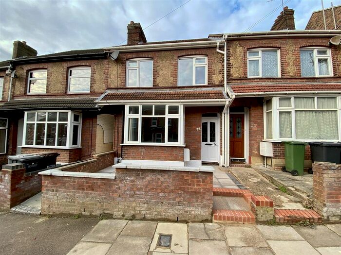 3 Bedroom Terraced House To Rent In Talbot Road, Luton LU2