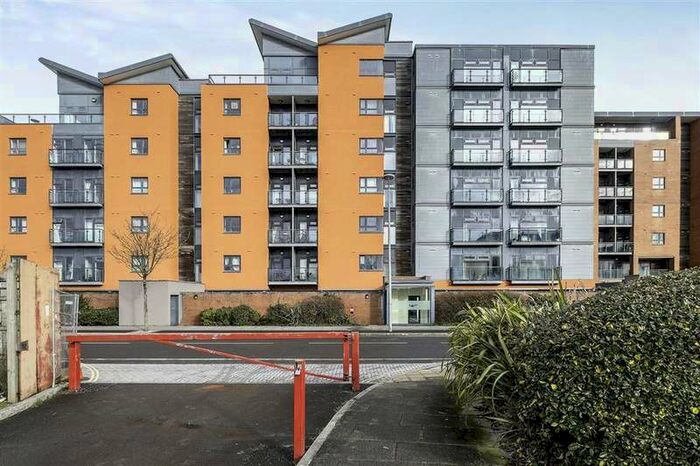 2 Bedroom Apartment To Rent In Altamar, Kings Road, Swansea, SA1