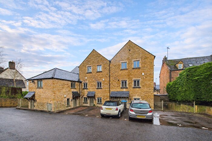 1 Bedroom Flat To Rent In Churchill Place, Chipping Norton, OX7