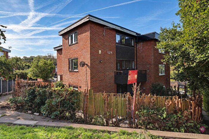 3 Bedroom Terraced House For Sale In Fleury Road, Sheffield, S14
