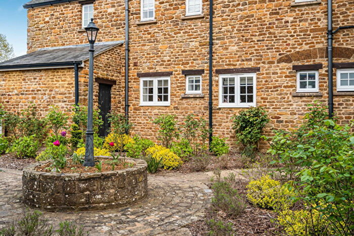 1 Bedroom Apartment For Sale In Meadow Drive, Middleton Cheney, Oxfordshire, OX17