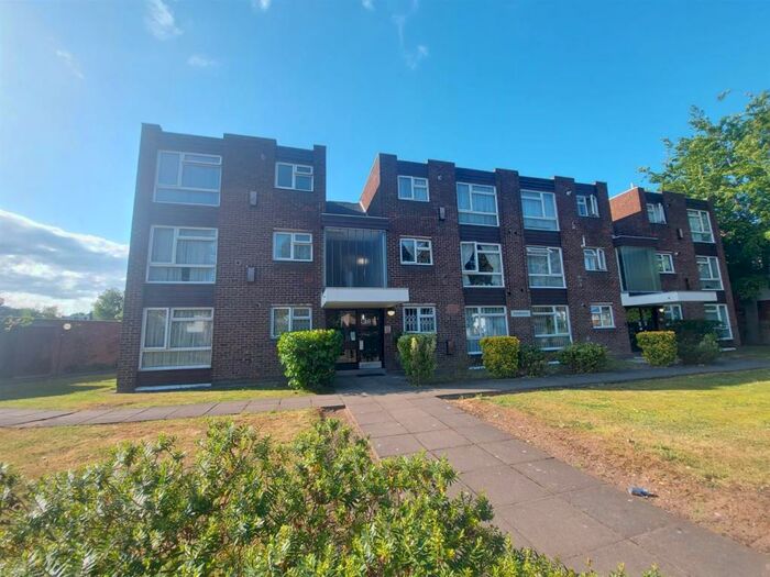 1 Bedroom Flat To Rent In Whitchurch Lane, Edgware, HA8