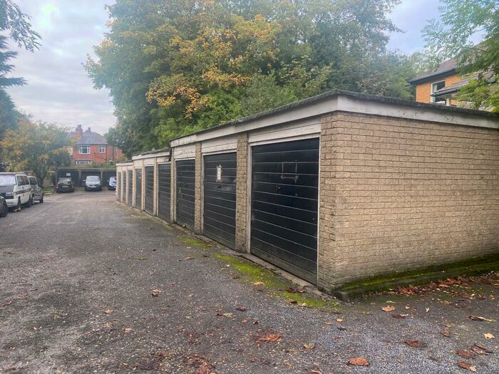 Garage / Parking To Rent In Hilton Lane, Prestwich, Manchester, M25