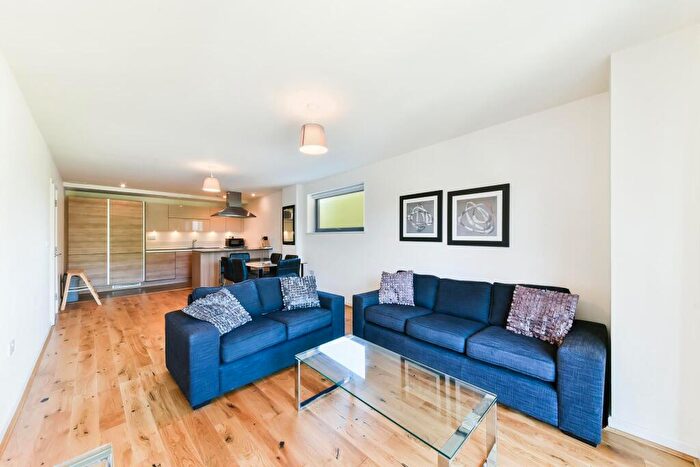 2 Bedroom Apartment To Rent In Chi Building, Crowder Street, London, E1