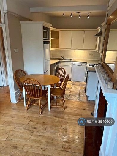 2 Bedroom Flat To Rent In Crouch Hill, London, N4