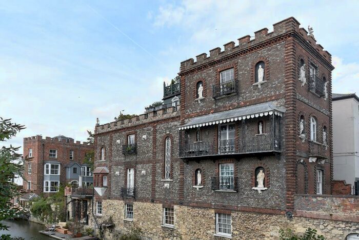 1 Bedroom Apartment To Rent In Caudwells Castle, East Oxford, OX1