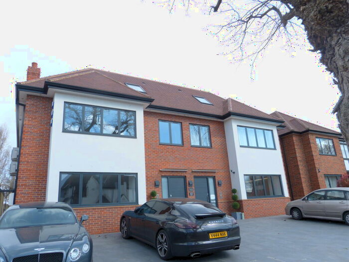 2 Bedroom Apartment To Rent In Sharel Court, The Ridgeway, London, NW11