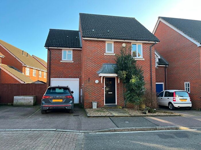 3 Bedroom Property To Rent In Cranborne Avenue, Westcroft, Milton Keynes, MK4
