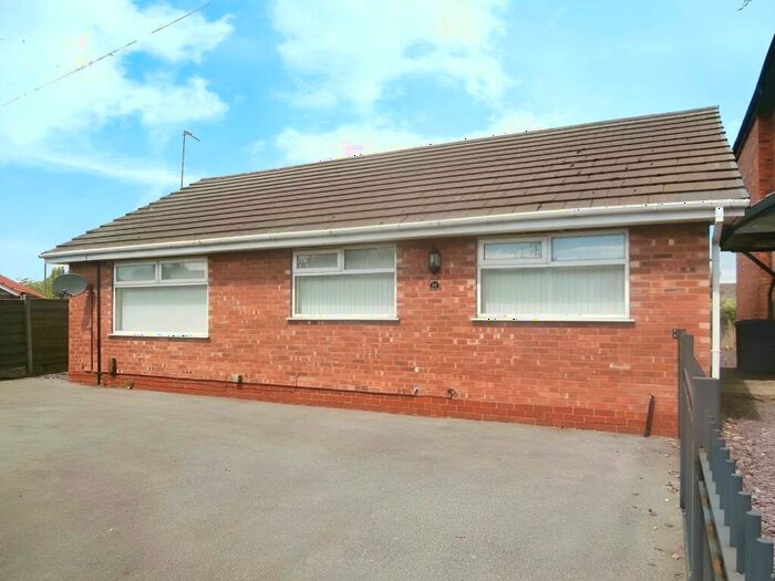 2 Bedroom Bungalow To Rent In Mountain Street, Worsley, Manchester, Greater Manchester, M28