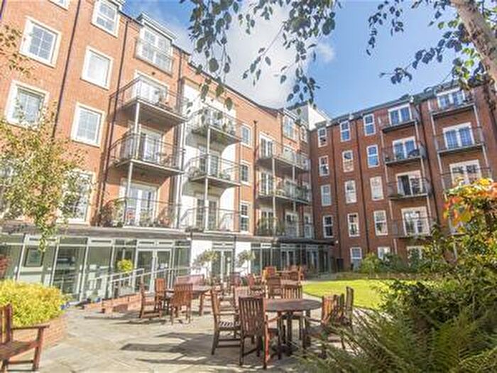 2 Bedroom Retirement Property For Sale In St. Marys Road, Market Harborough, LE16