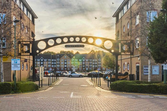 1 Bedroom Flat To Rent In Evans Wharf, Hemel Hempstead, HP3