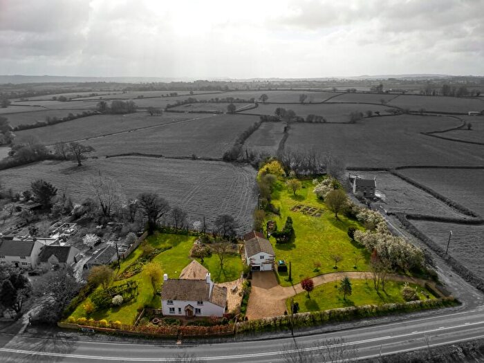 4 Bedroom Detached House For Sale In Rode Common, Rode, Frome, BA11