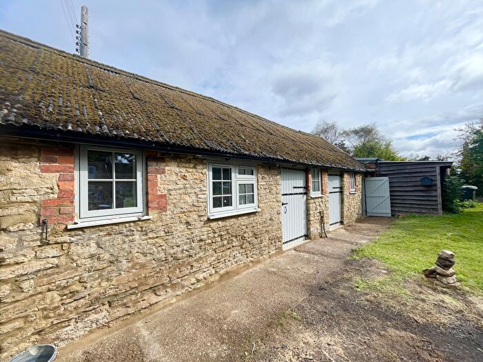 1 Bedroom Cottage To Rent In Main Road, Northampton, Northamptonshire, NN7