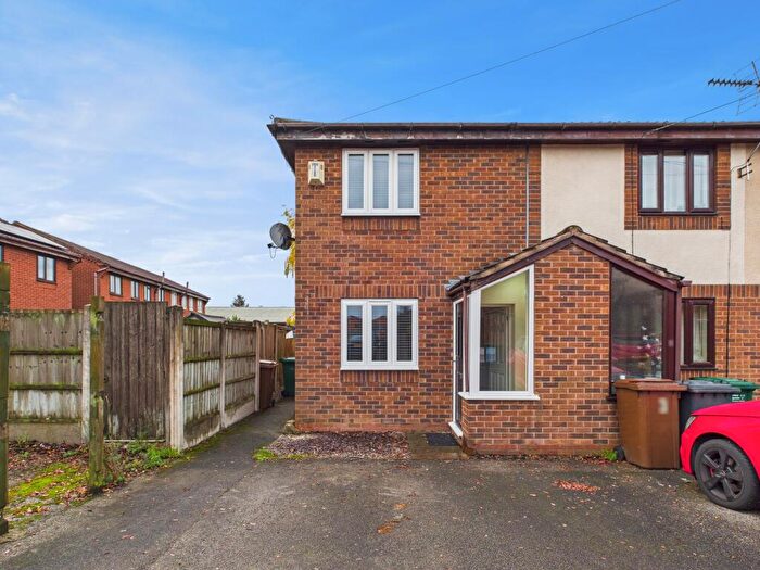 2 Bedroom End Of Terrace House To Rent In Michelle Close, Stenson Fields, DE24