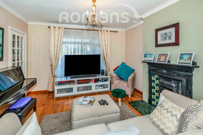 3 Bedroom Terraced House To Rent In Mill Lane, SL4