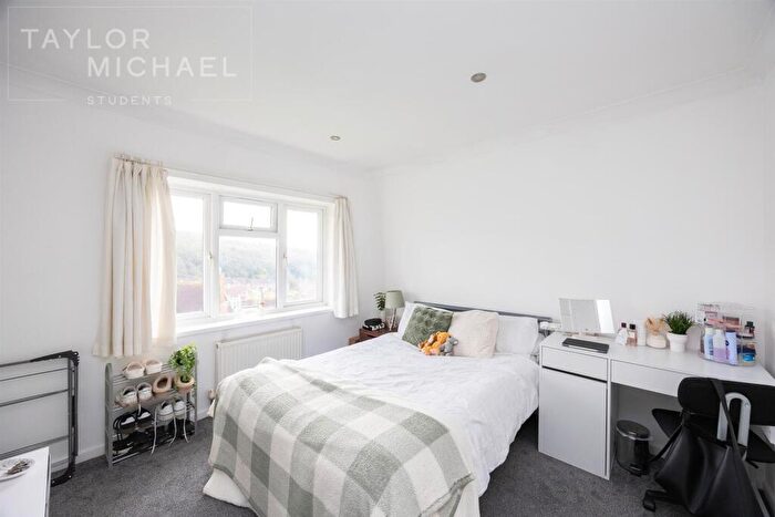 6 Bedroom Terraced House To Rent In Queensway, Brighton, BN2