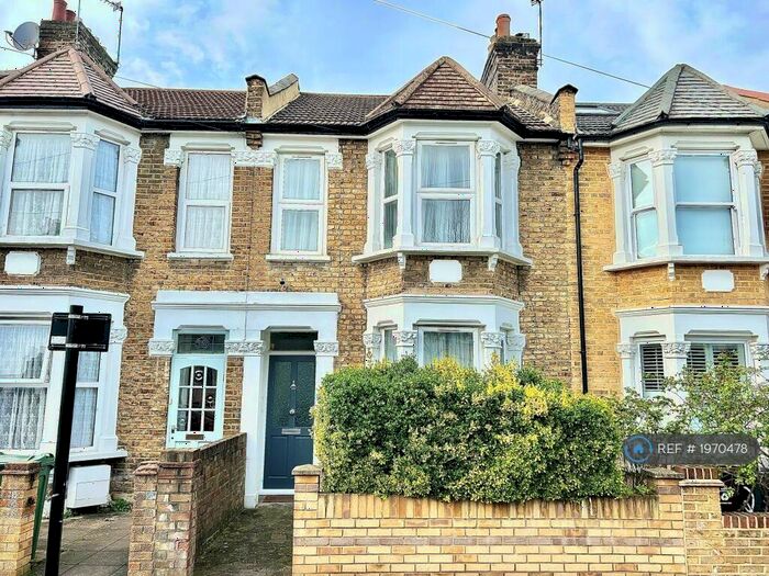 3 Bedroom Terraced House To Rent In Carnarvon Road, London, E10