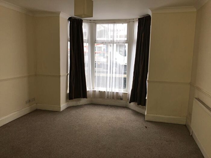 1 Bedroom Flat To Rent In St Austell, PL25