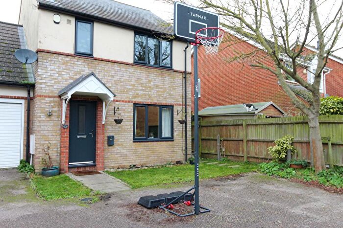 3 Bedroom Detached House To Rent In Maio Road, Cambridge, CB4