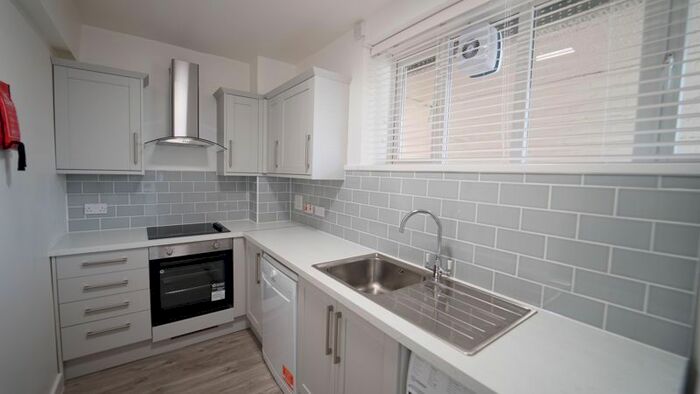 1 Bedroom Flat To Rent In Maida Vale, London, W9