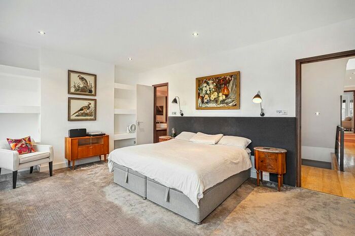 2 Bedroom Flat To Rent In Bramham Gardens, South Kensington, SW5
