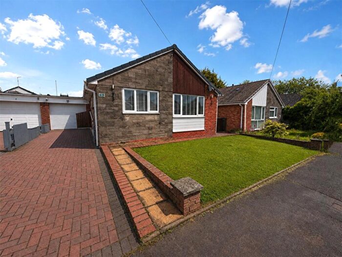 3 Bedroom Bungalow To Rent In Cosway Road, Tiverton, Devon, EX16