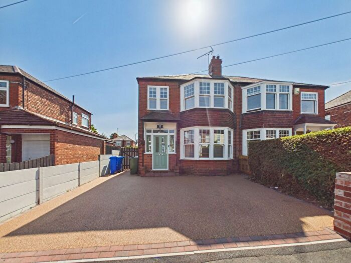 3 Bedroom Semi-Detached House For Sale In Hallgate, Cottingham, East Riding Of Yorkshire, HU16