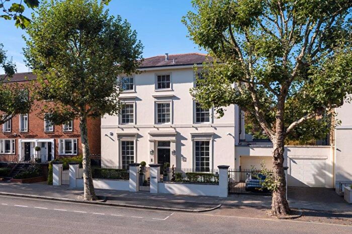 5 Bedroom Detached House For Sale In Hamilton Terrace, London, NW8