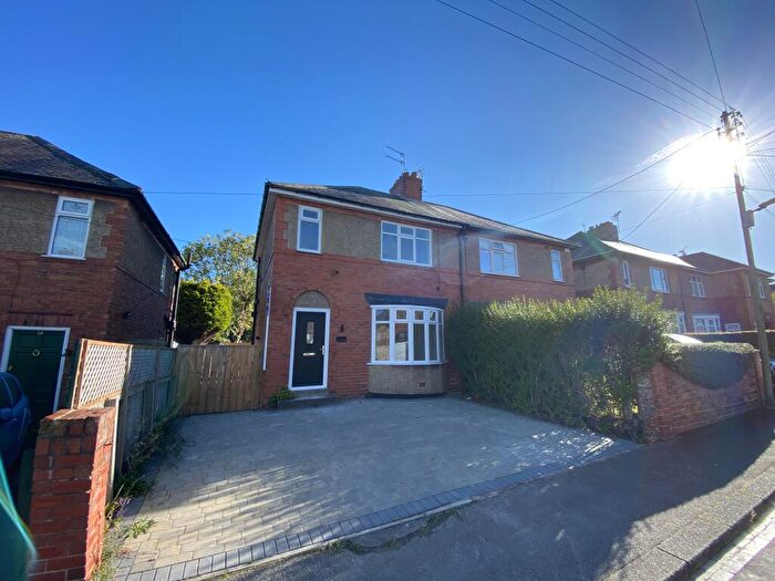 3 Bedroom House To Rent In Long Acres, Gilesgate, Durham, DH1