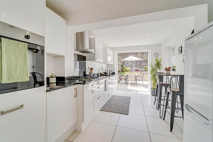 3 Bedroom Terraced House To Rent In Boyton Road, Hornsey, London, N8