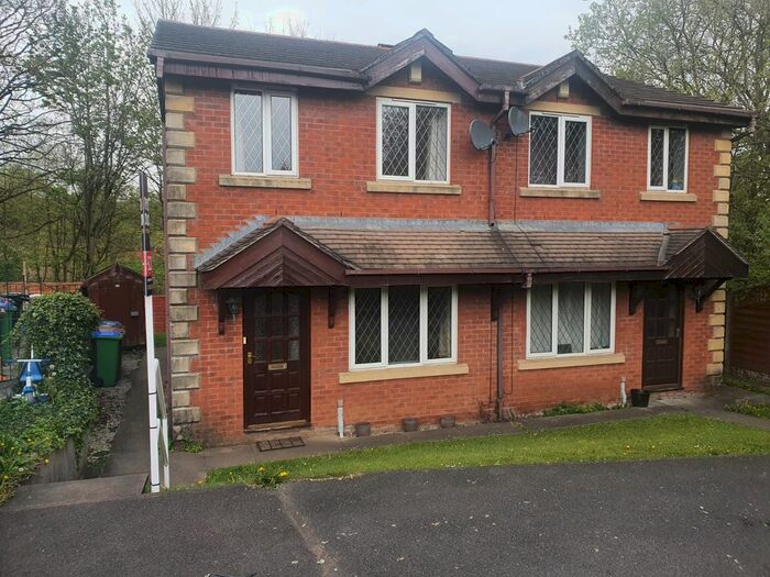 2 Bedroom Semi-Detached House To Rent In Margroy Close, Rochdale, OL12