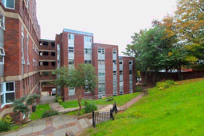 1 Bedroom Flat To Rent In Downs Road, Luton, LU1